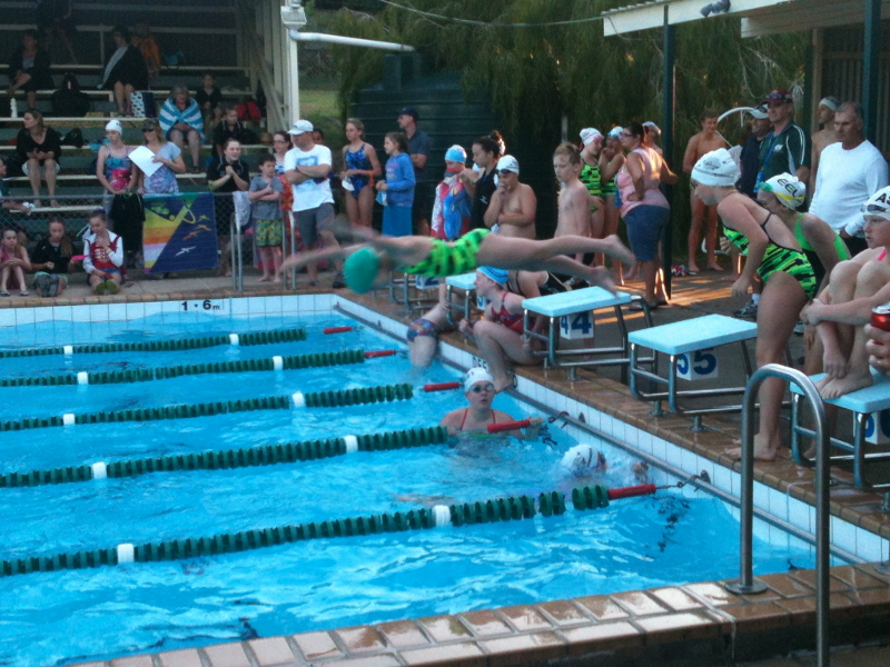Electric Eels Swimming Club - Gallery